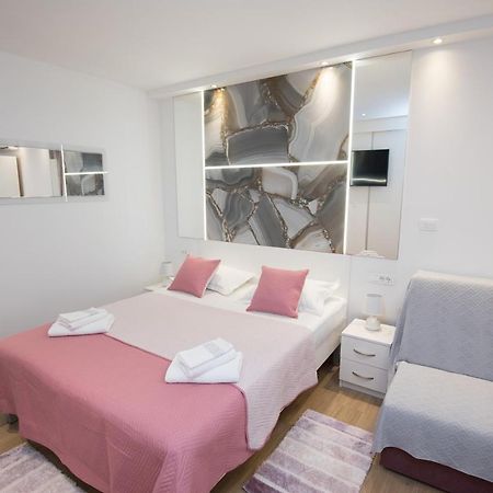 Luxury Studio Apartment Honeymoon Spalato Esterno foto