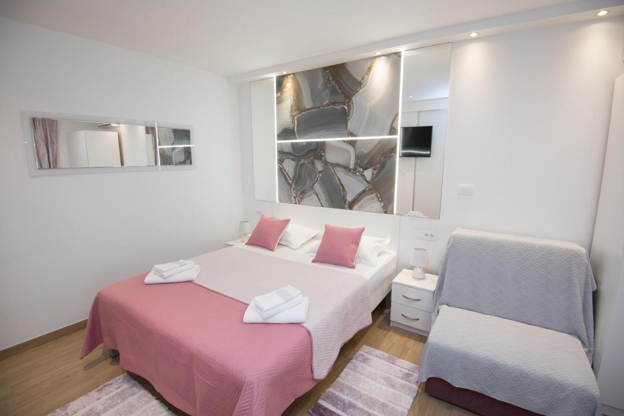 Luxury Studio Apartment Honeymoon Spalato Esterno foto